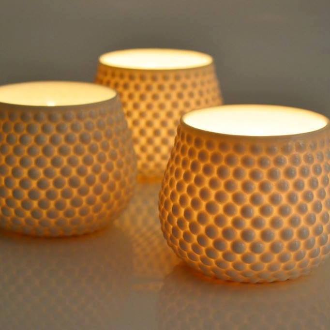 Bougeoir porcelaine, émail blanc brillant | Louise Heisel, Denmark