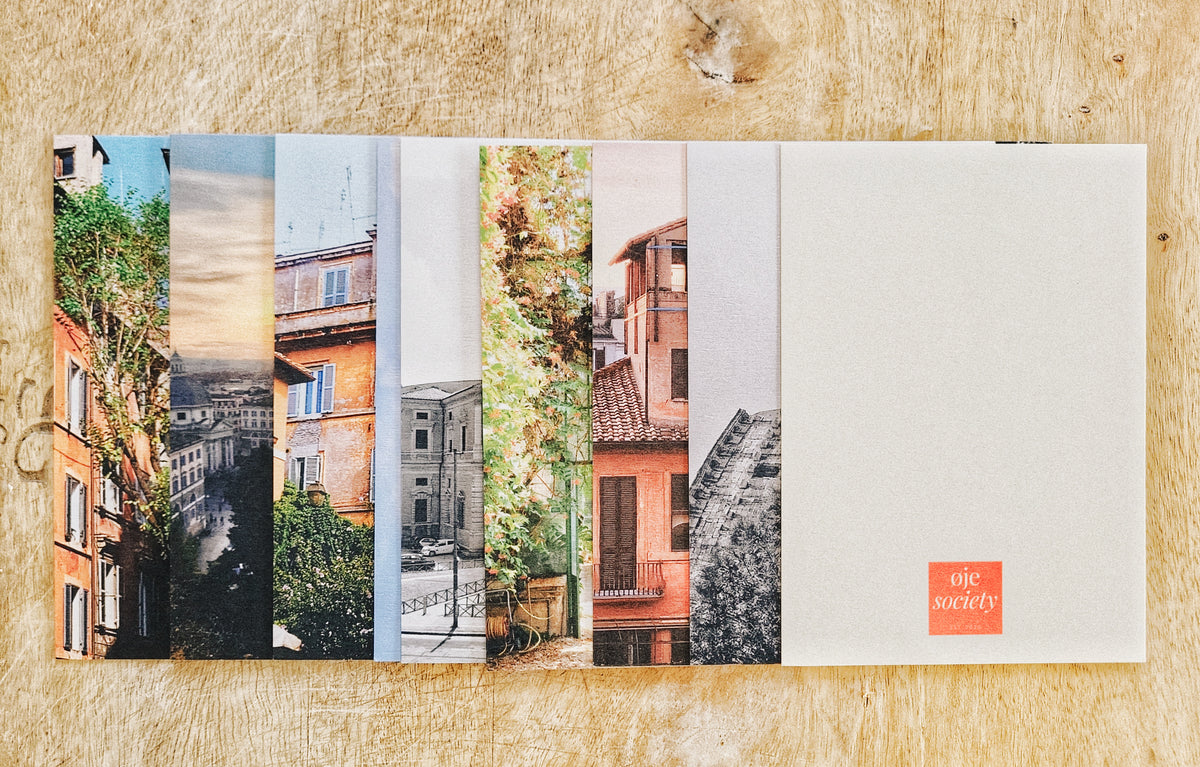SIGNATURE POSTCARD BOX | ROME